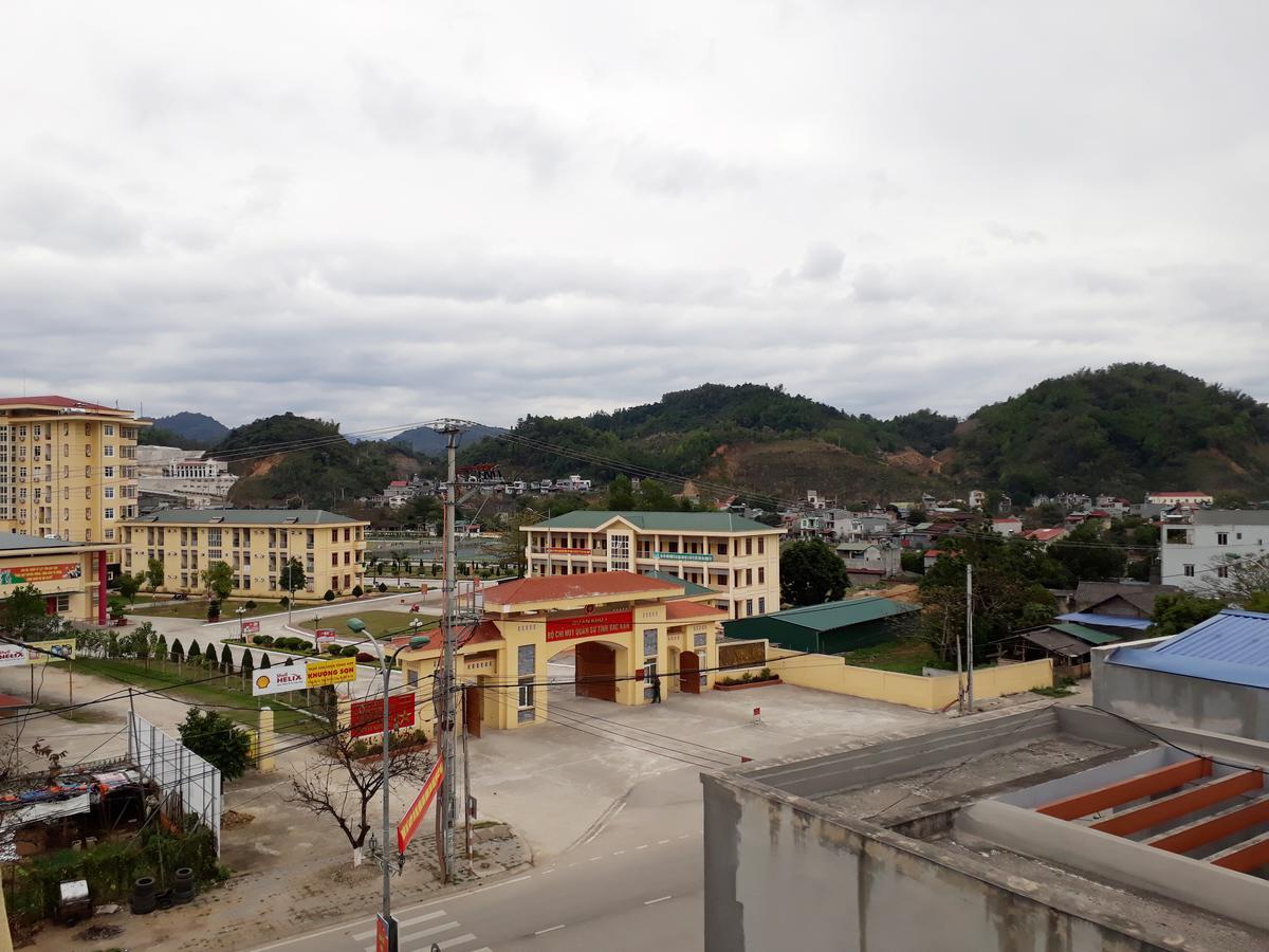 Khach San Hung Van - Bac Kan City汽车旅馆 外观 照片